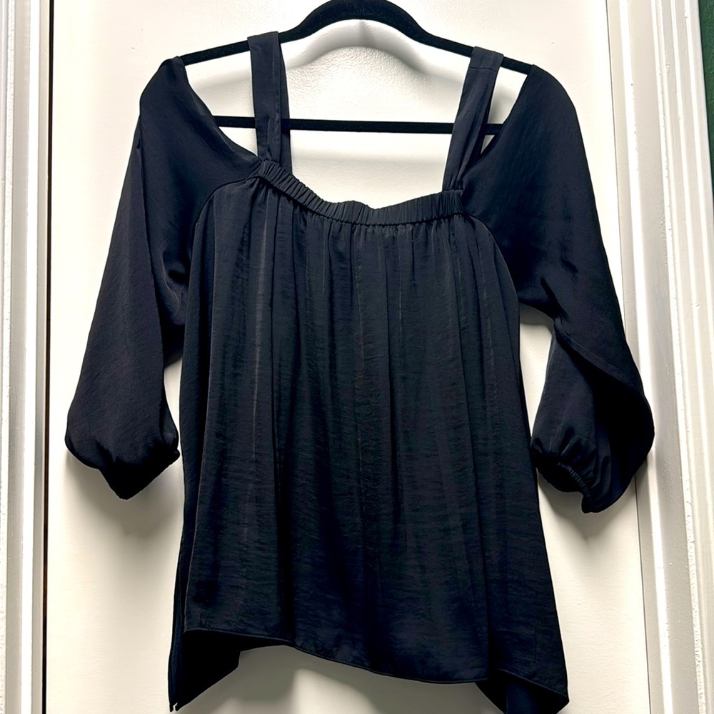 Vince Camuto drop sleeve blouse